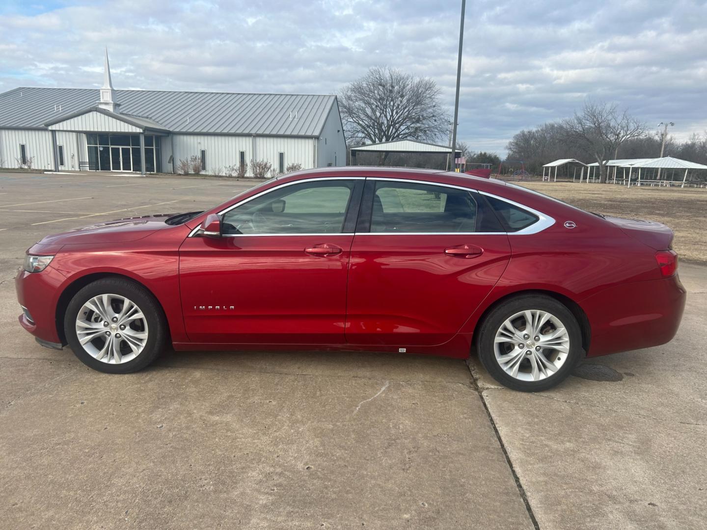 2015 RED /BLACK Chevrolet Impala CNG 3LT (2G1135SN6F9) with an 3.6L V6 DOHC 24V CNG engine, 6A transmission, located at 17760 Hwy 62, Morris, OK, 74445, (918) 733-4887, 35.609104, -95.877060 - Photo#7